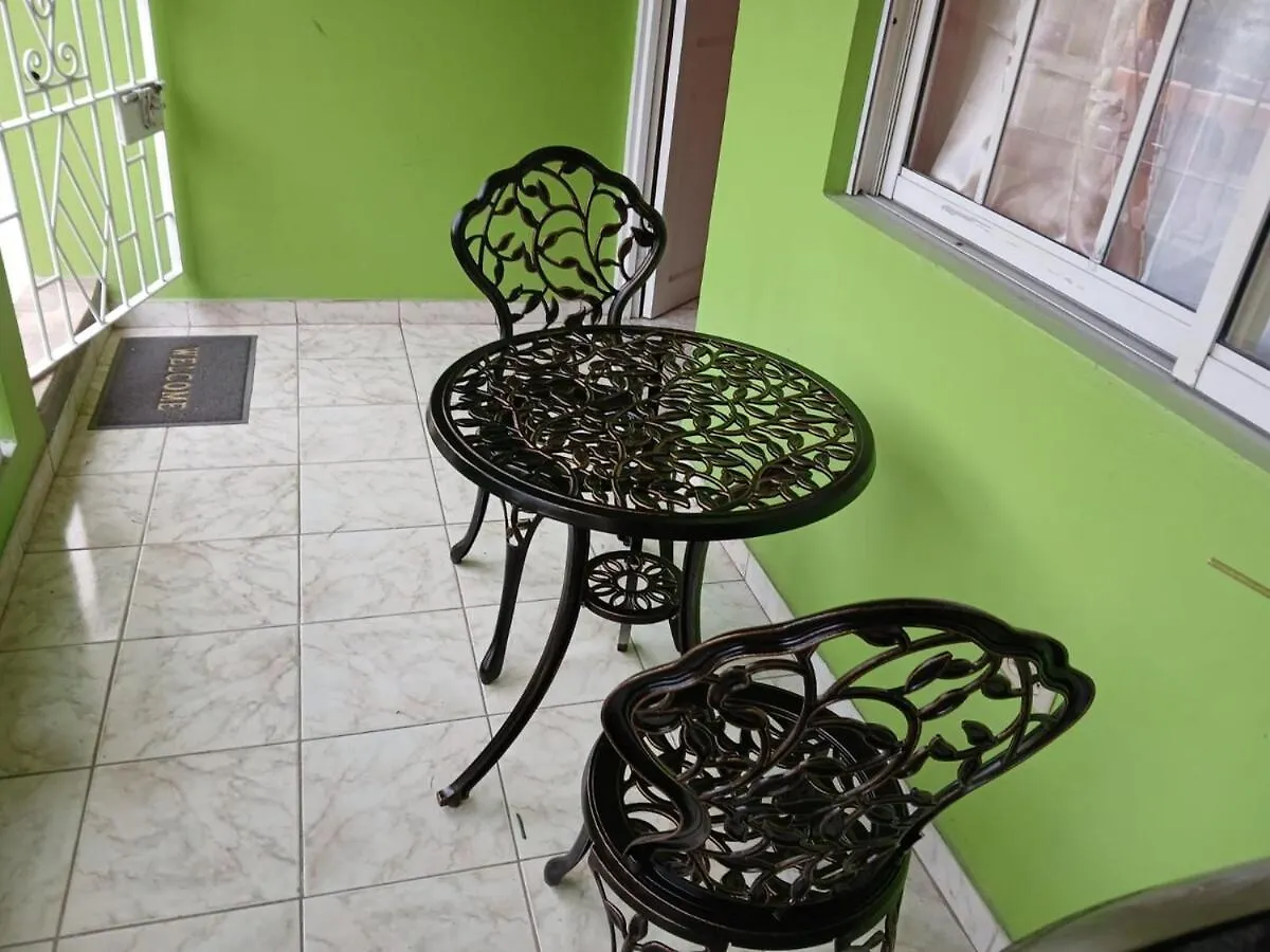 Eden Cove Villa Montego Bay 0*,  Jamajka